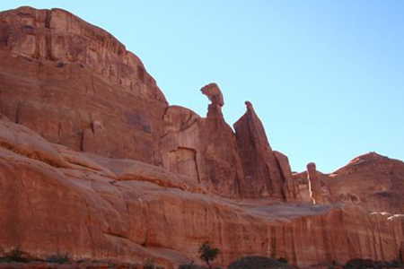 云南砂岩雕刻中用到的红砂岩有些特性你可能不知道
